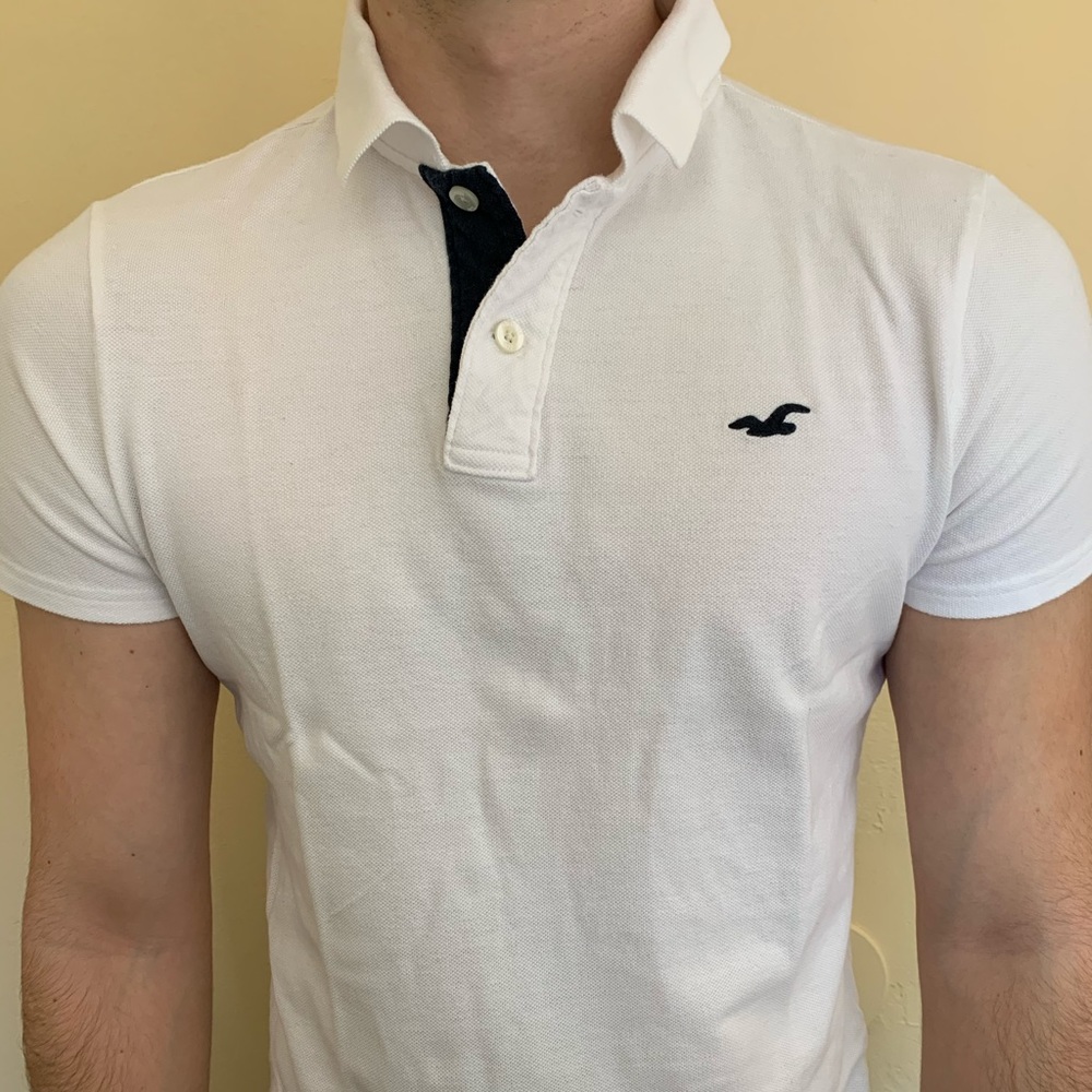 White Hollister polo!